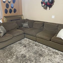 Sofa/ Couch 
