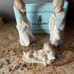 LLADRO Retired 4672,4671,4670 3piece Holy Family Handmade Spain