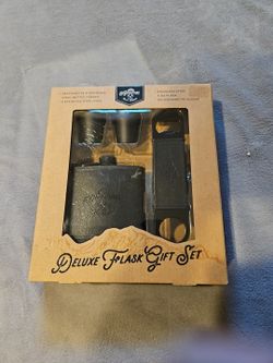 Deluxe Flask Gift Set