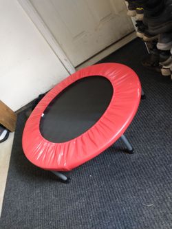 Personal trampoline