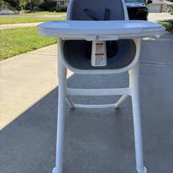 4moms Connect High Chair, One-handed Magnetic Tray Attachment