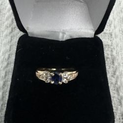 14k Sapphire And Diamonds Ring