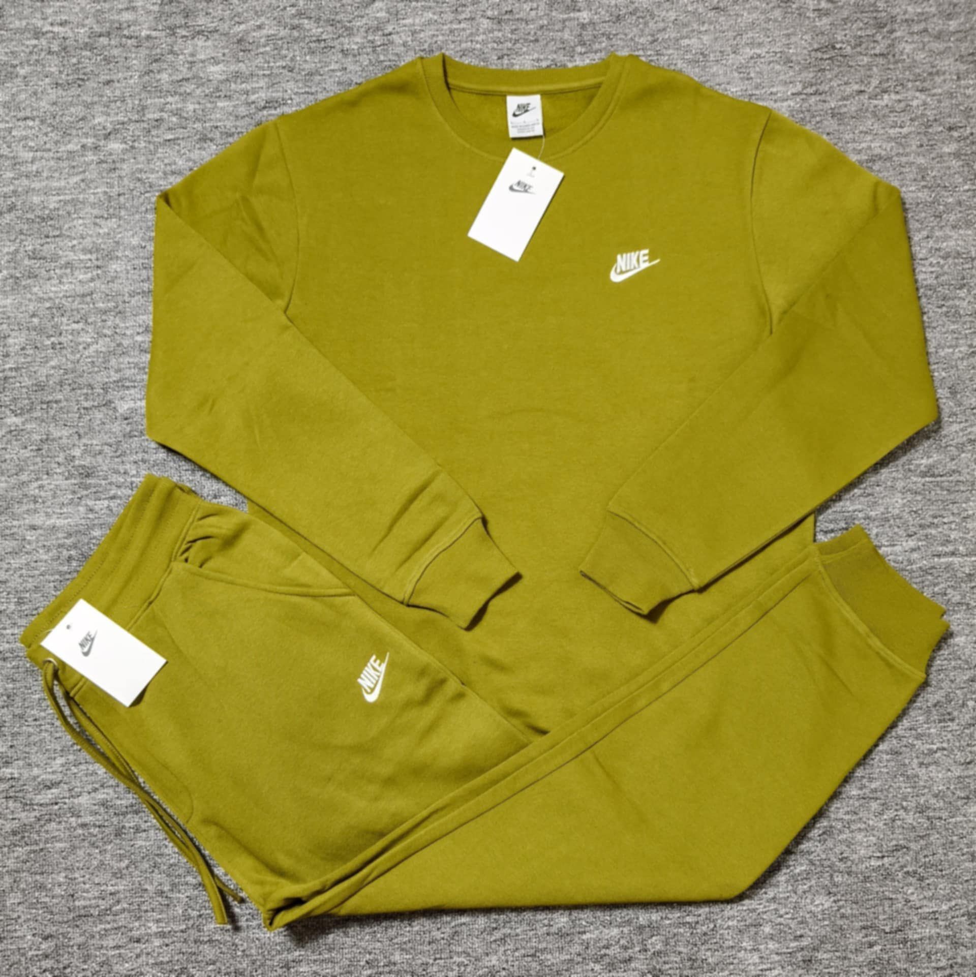 Small, Medium, 2x Nike Sweater/ Joggers Set