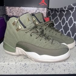 Retro Jordan 12- Youth 3.5