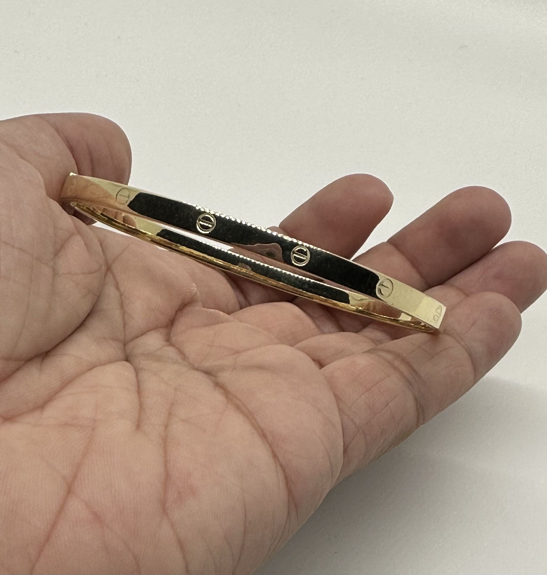 14k gold bangle bracelet  & Accessories