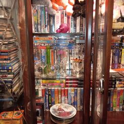 Huge estate sale 35000 antiques 60000 sports cards 9000 football guides blowout deals