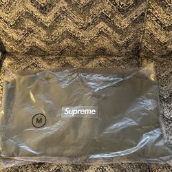 Supreme Hoodie