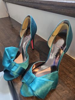 Paris Hilton High Heels 👠 