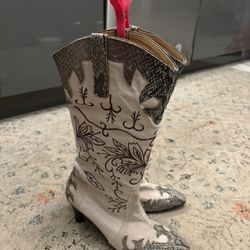 Women’s Cowboy Boots 7.5