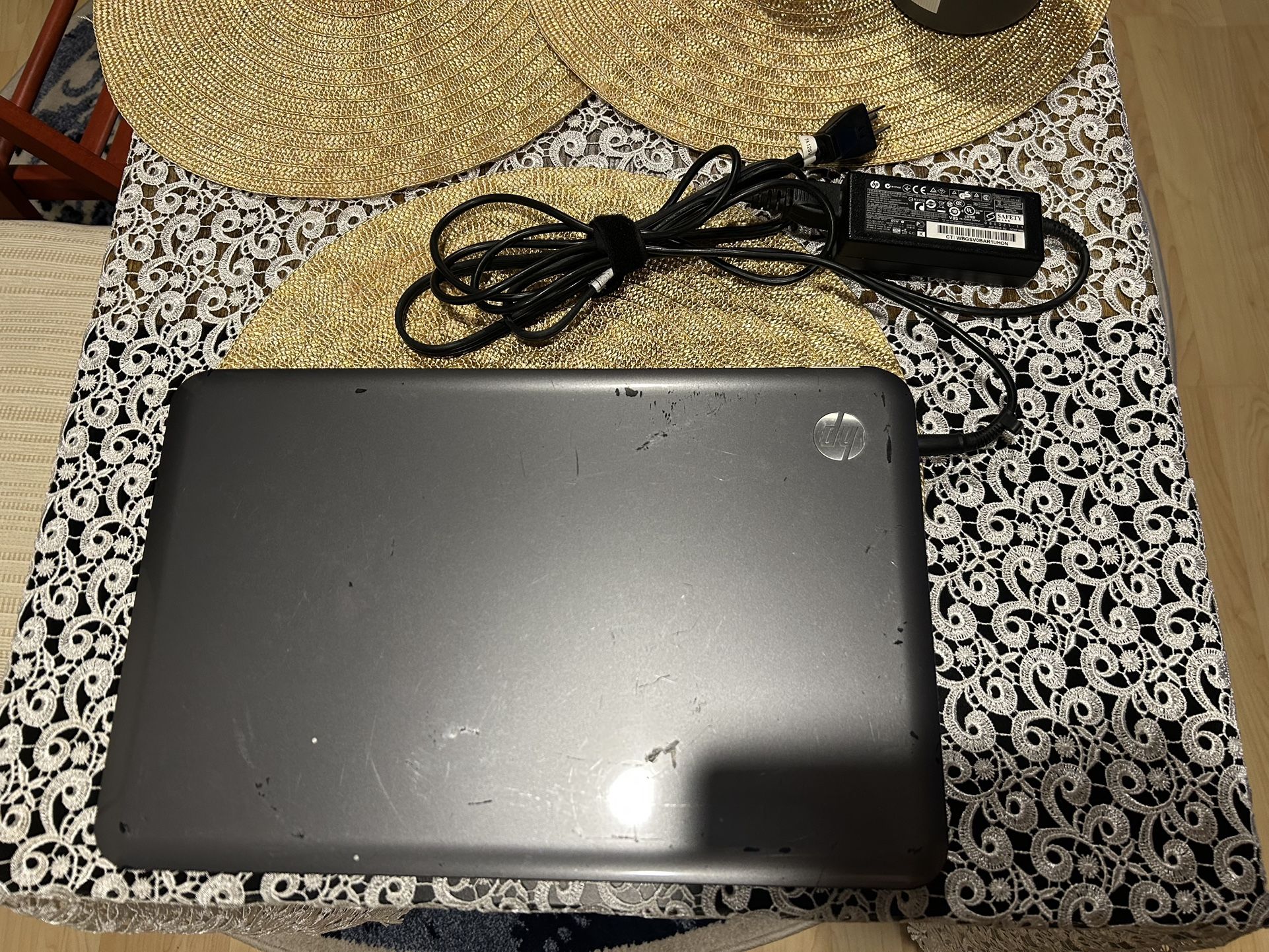 HP Pavilion G6 - 15.6" HD 4GB RAM, 300 GB HDD