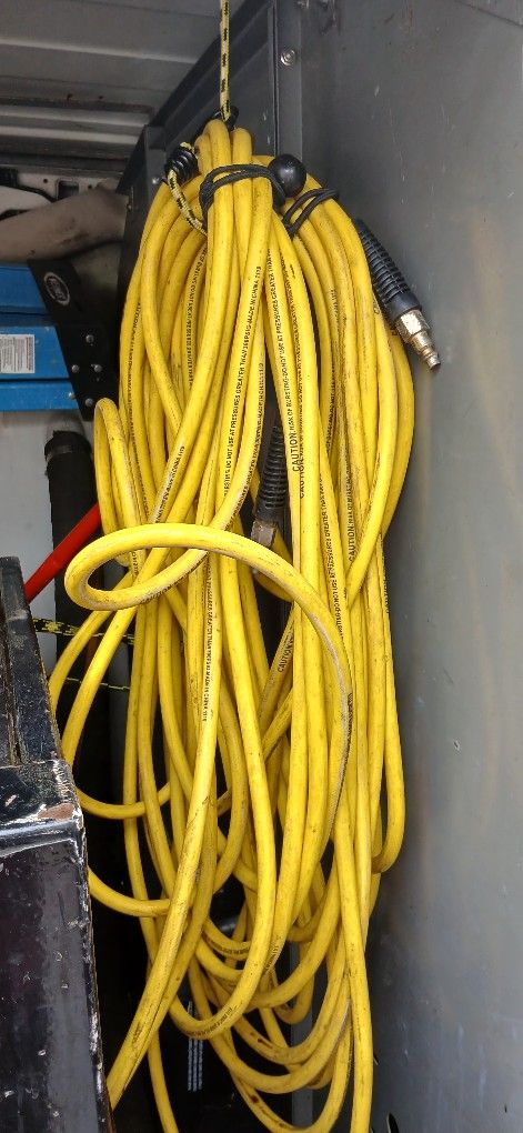 100 Ft Of Compressor Hose Line $40