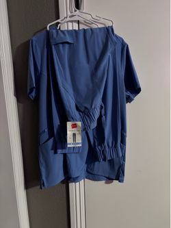 Women scrubs