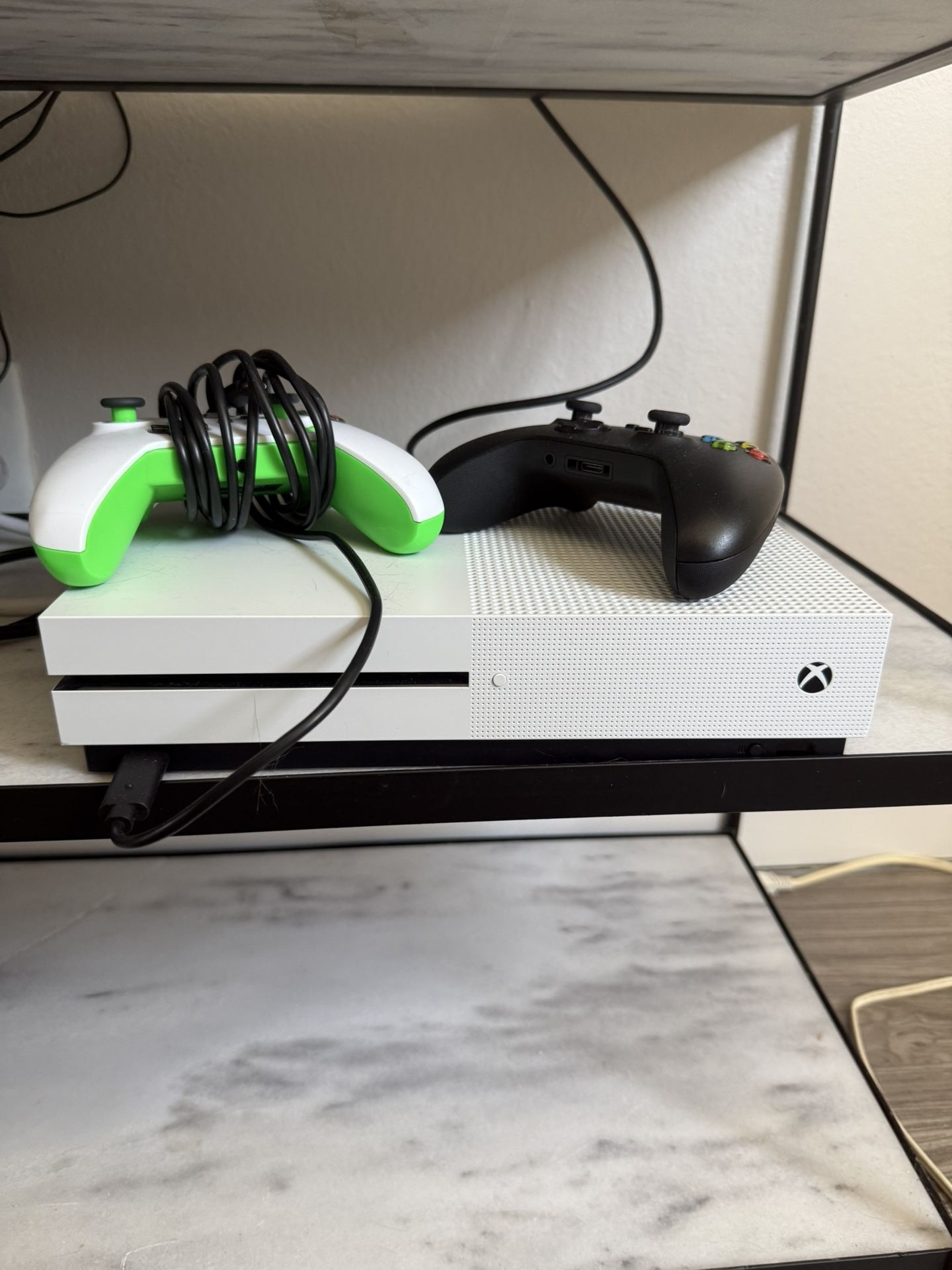 Xbox One S