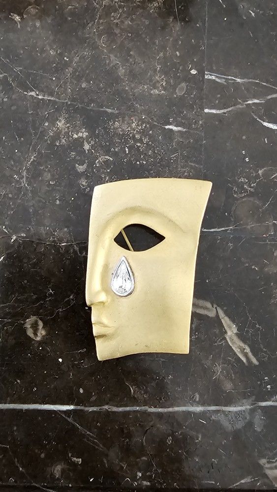 Face Brooch Jewelry