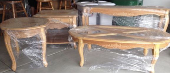 SOLID CARVED WOOD COFFEE TABLE 4 PIECE SET