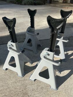 New 4pack 3Ton Jack Stands
