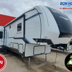 🚨 LOFT IN MID-BUNK ROOM 5th WHEEL🚨