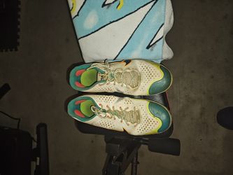 Nike baseball cleats