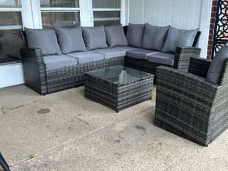 New Inbox Patio Furniture Set - $489 - we also finance and Deliver, $54 down