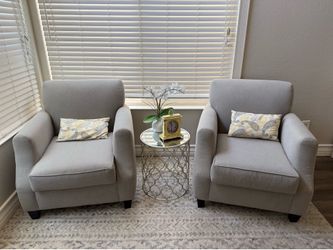 Living Spaces Gray Accent Chairs – Excellent Condition