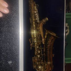 GARAGE SALE 11/22-11/23 