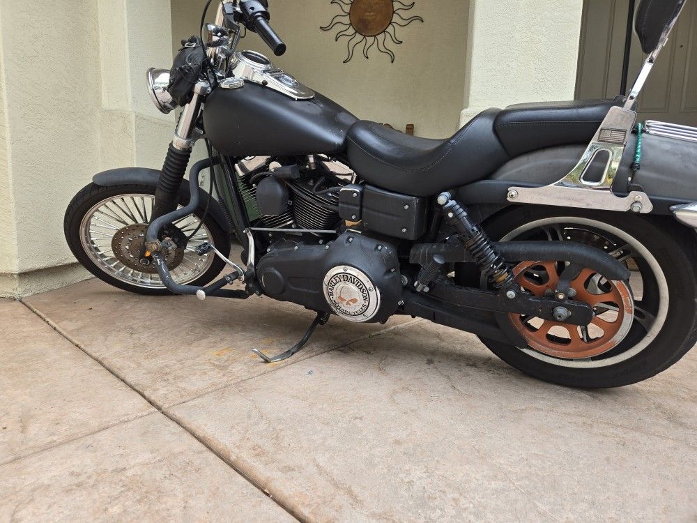 2006 Harley Davidson Dyna Wide