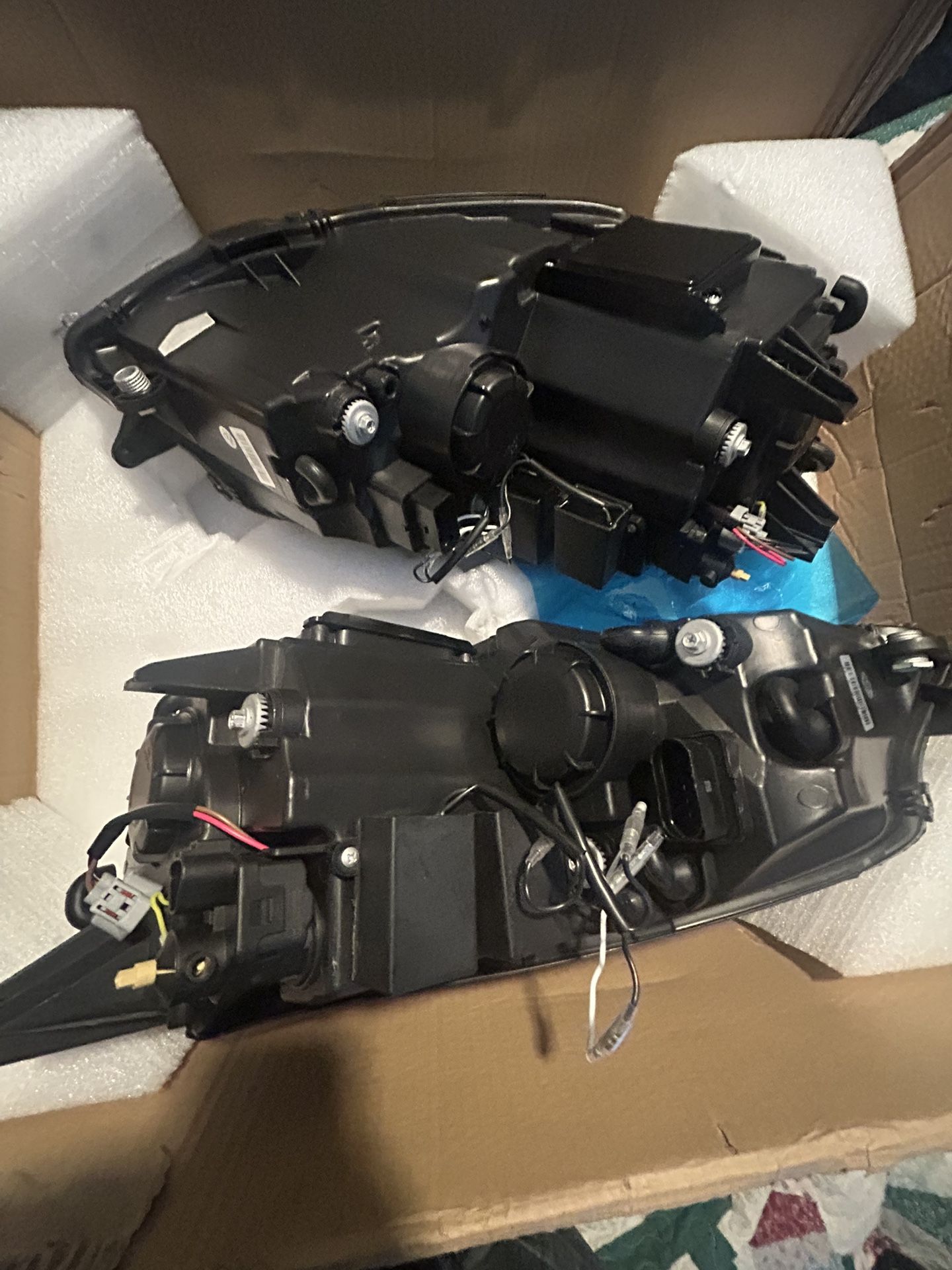 Volkswagen Passat 2011-2015 LED Headlights