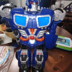 Robot. It Walks And Talks 