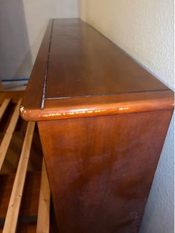 Captains bed wood with 8drawers