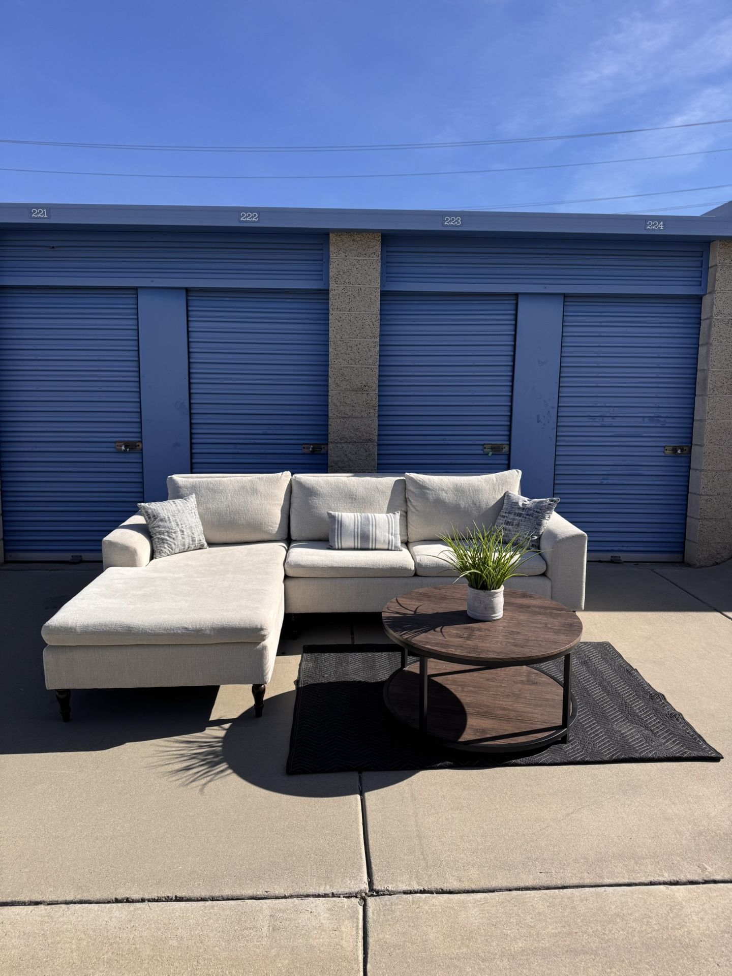 FREE DELIVERY - Modern Crème colored L-Shaped Sectional with Chaise