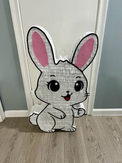 Bunny Pinata 🪅