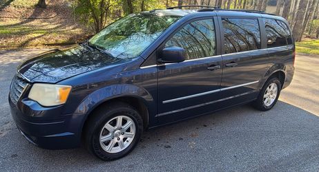 2009 Chrysler Town & Country