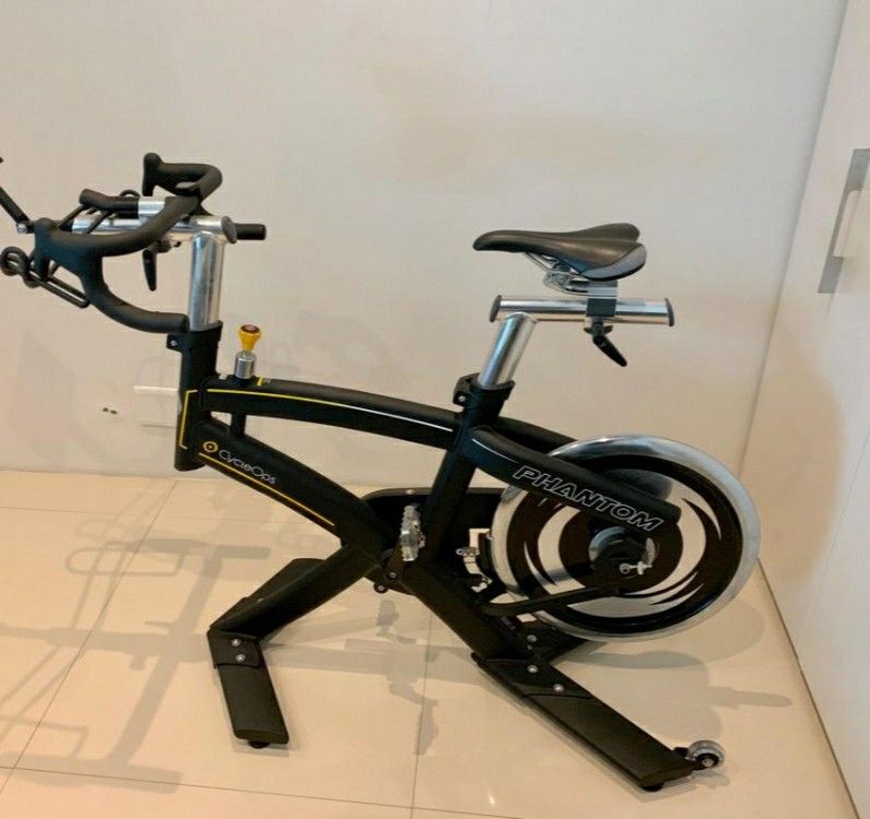 cycleops phantom 1 indoor cycle