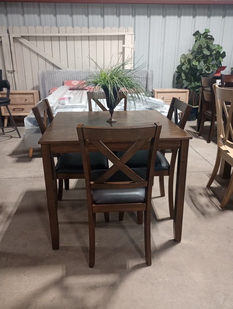 Kitchen Tables