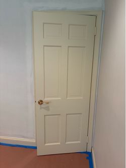 5 interior doors for sale