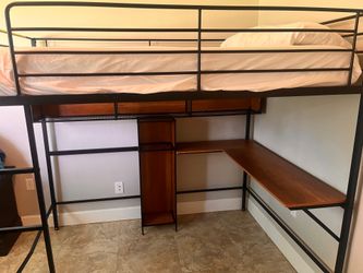 Full Size Loft Bed With Desk