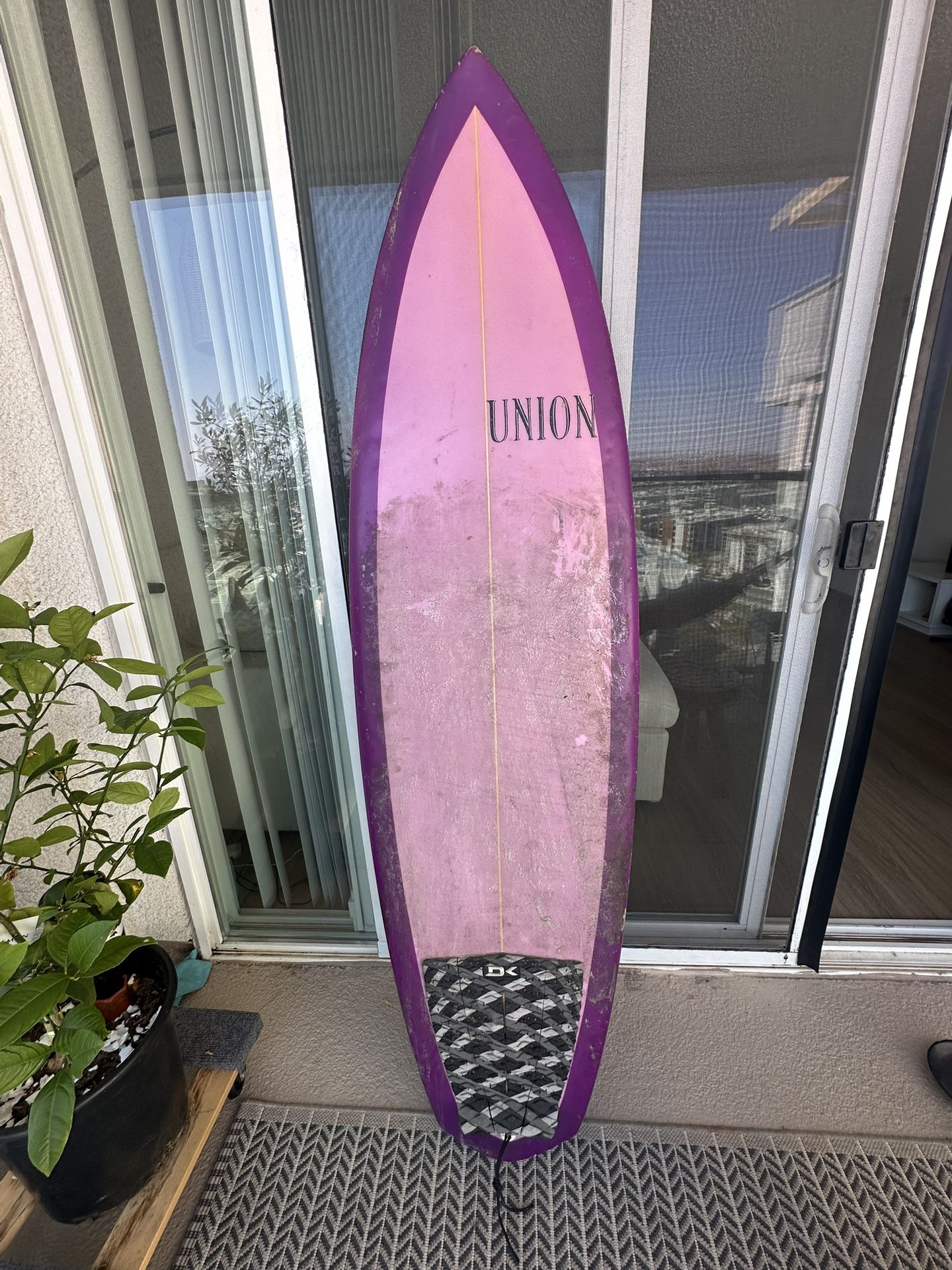 Surfboard 
