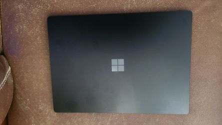 Microsoft Surface Laptop 6 for Business 15" touchscreen, Intel Core Ultra Processor, 16gb RAM, 512gb SSD