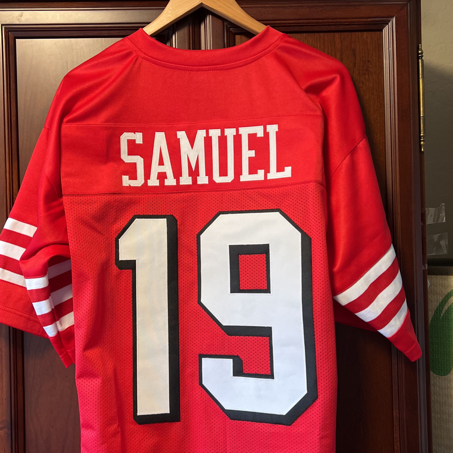 Custom Design Throwback NFL SF 49er “Deebo” Samuel #19 Jersey 