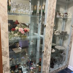 2 Buffets with mirror & lights like new