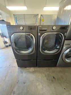 LG Washer and Dryer ( With Pedestal )