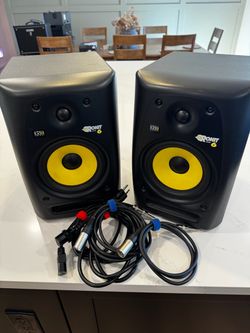 KRK RPG2 Rokit 6 Powered Studio Monitor pair.
