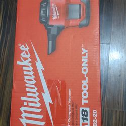 Milwaukee M18 Compact Vacuum Tool Only