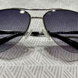 Guess Sunglasses (GU7468) Black 