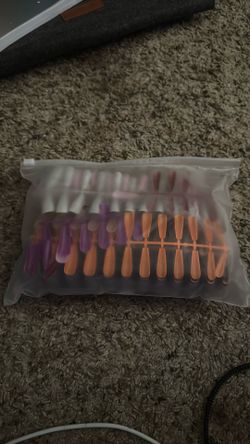 Assorted set of press on nails