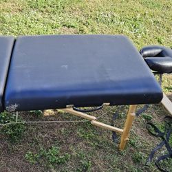 Oatworks Massage Table And Accessories 