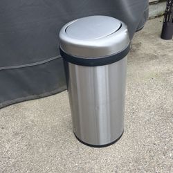 Garbage/Recycle Bin Aluminum 