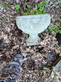 Cement planter