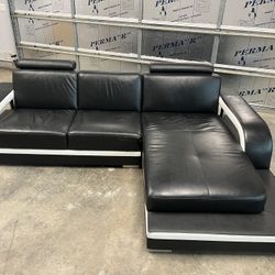 Natuzzi Leather Chaise Sectional And Chair 