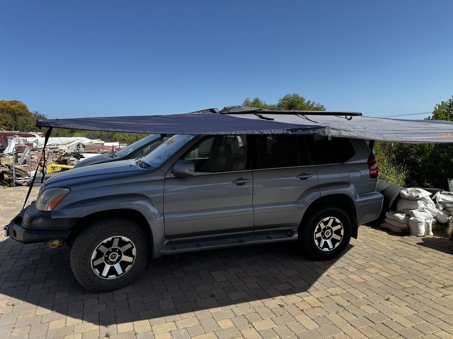 San Hima 270 Freestanding Driver Side Awning.